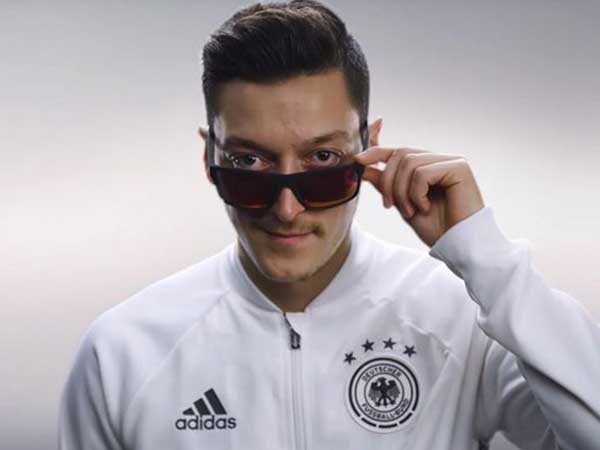 mesut ozil